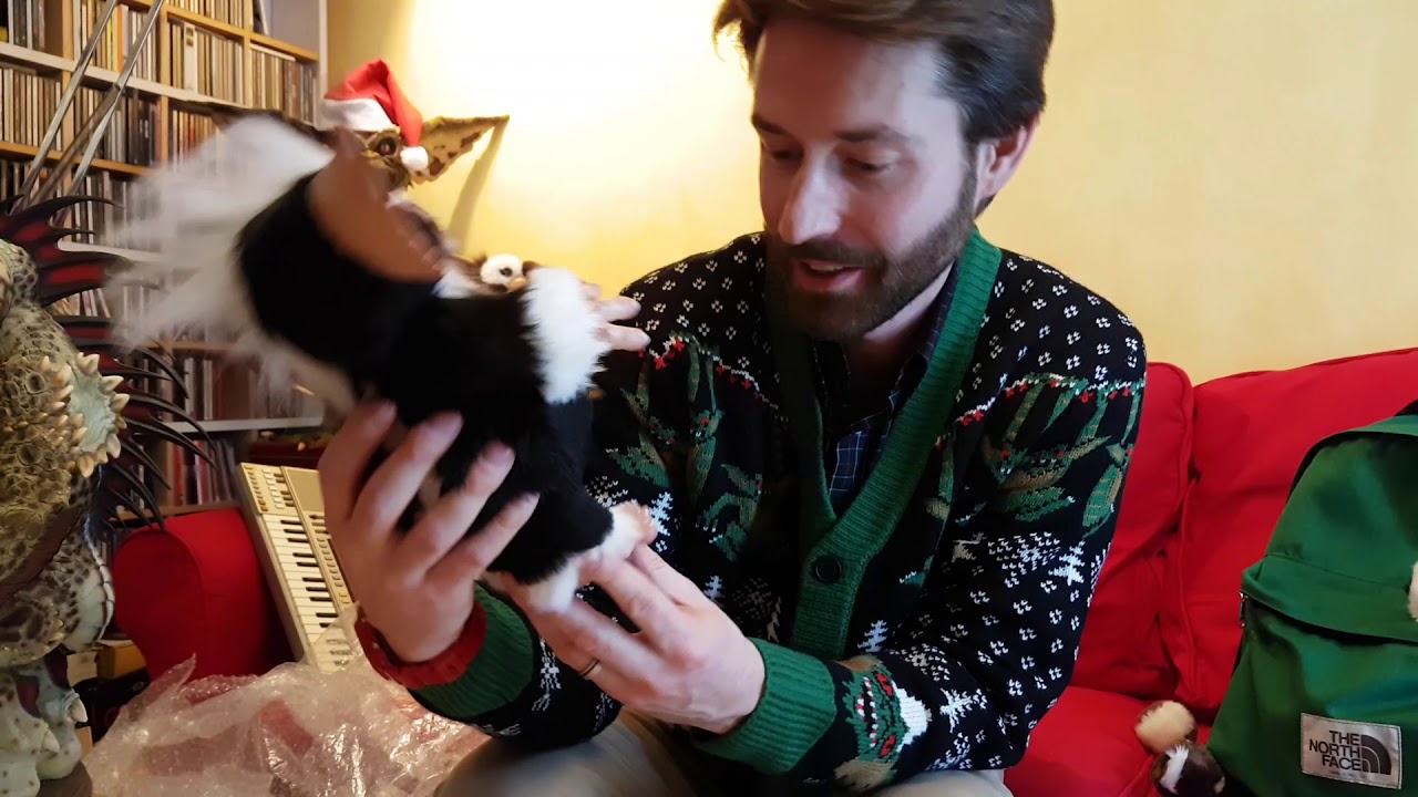 Unboxing GREMLINS Gizmo Mogwai Mohawk Stripe George France