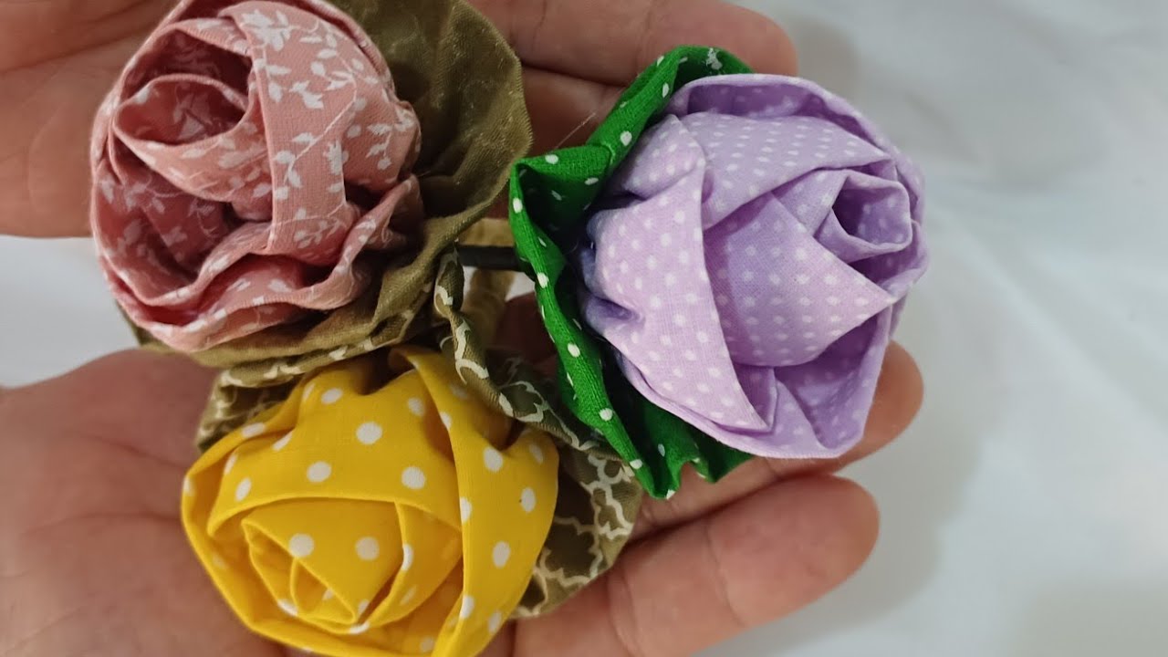 como fazer rosa de fuxico no palito,flores de tecido, ideia incrível para arranjo #artesanato #diy