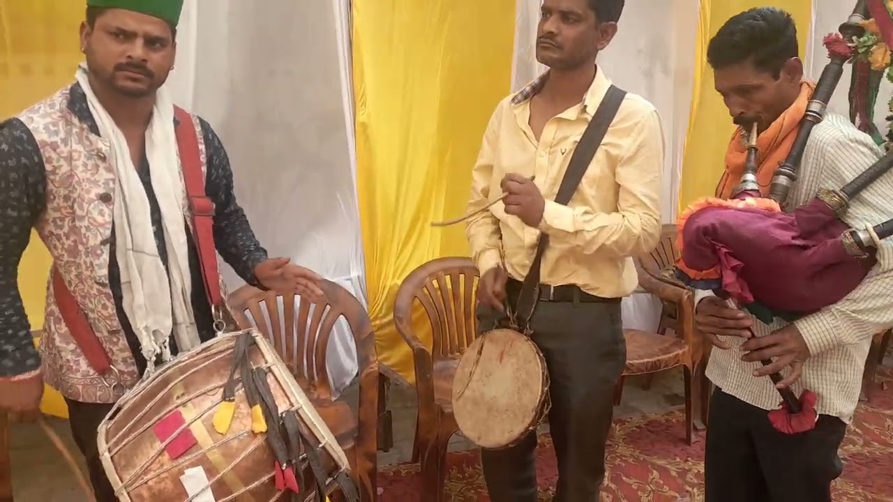 Pahadi dhol damau or masak baj ki wo tal hi alag hi