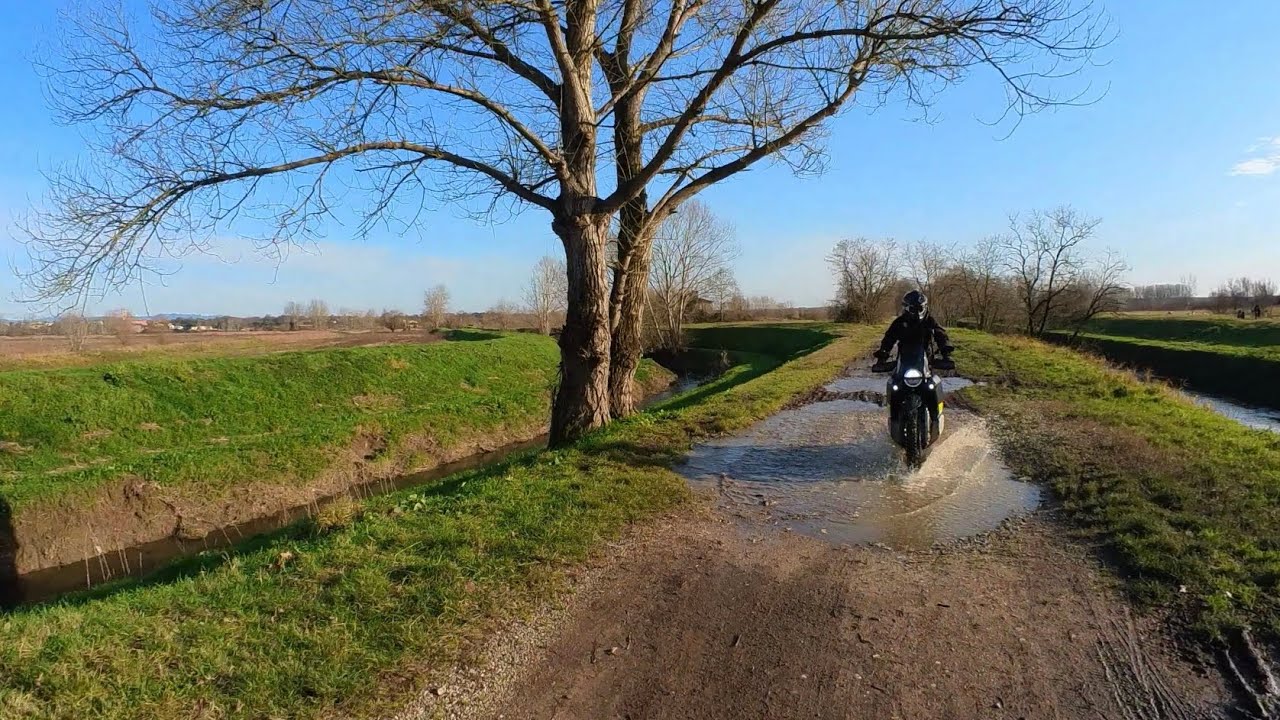 NORDEN 901 - Himalayan 411 | Morning swamp ride in Padule