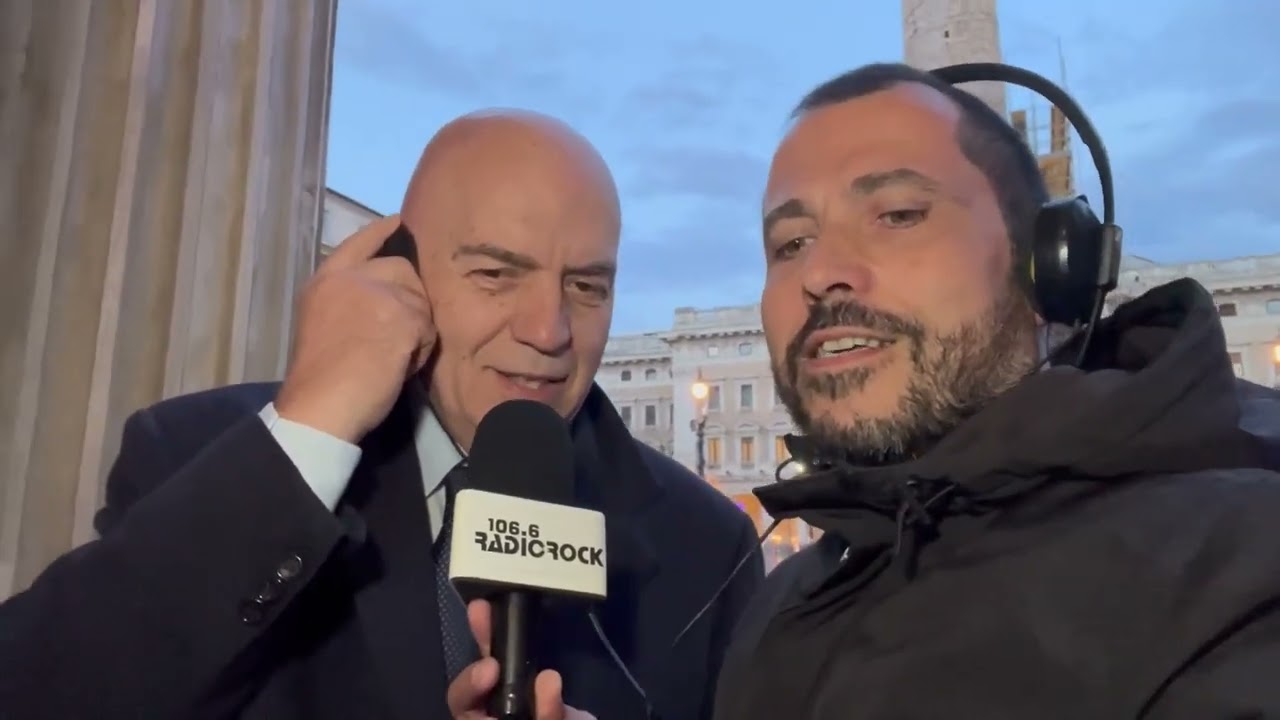 Marco Rizzo canta “Imagine” per la pace
