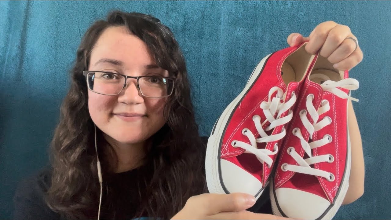 ASMR // Shoe Store RP 👟 | Fabric Sounds, Rubber Tapping | Soft Spoken