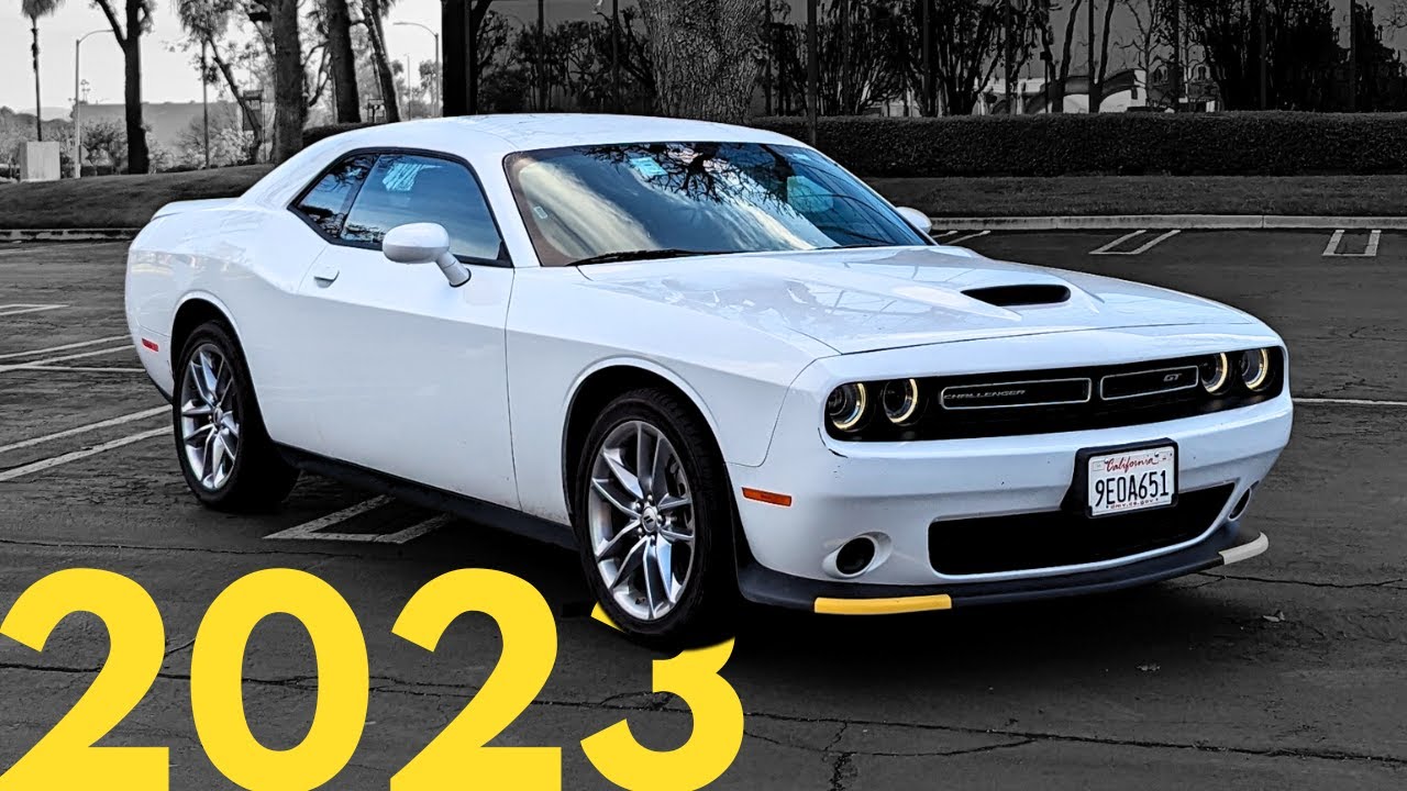 2023 Dodge Challenger GT (V6) walk-around