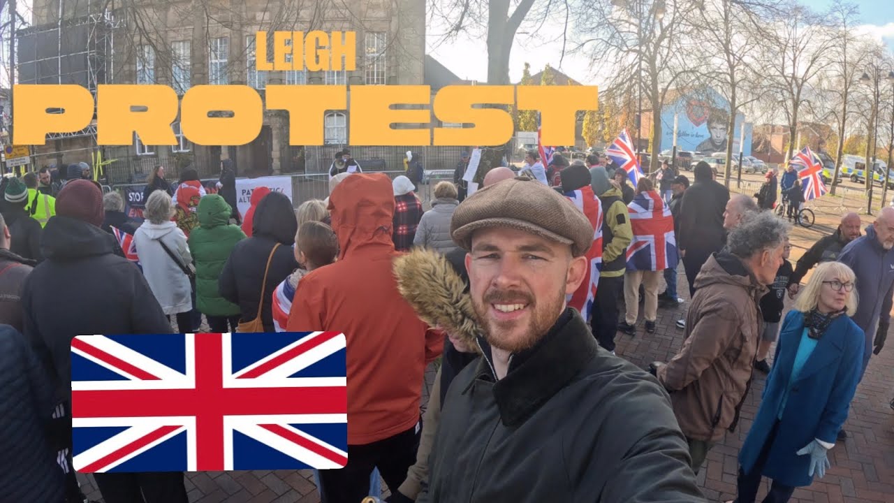 Протест в Ли &mdash; &laquo;Кир Стармер, заткнись! Парень с границы!&raquo; 🇬🇧