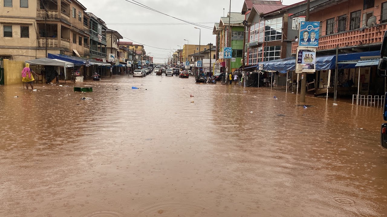 Sekondi-Takoradi Record The Worst Fløøding For The First Time!