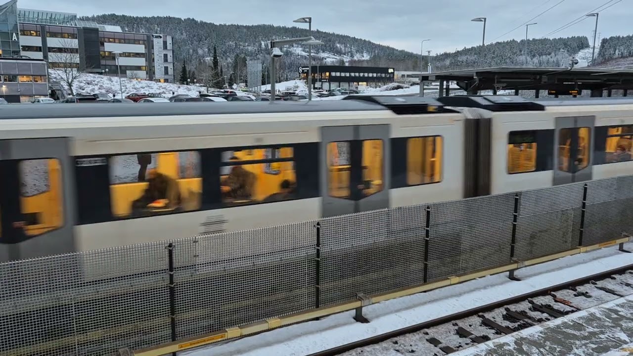Skullerud T-bane stasjon