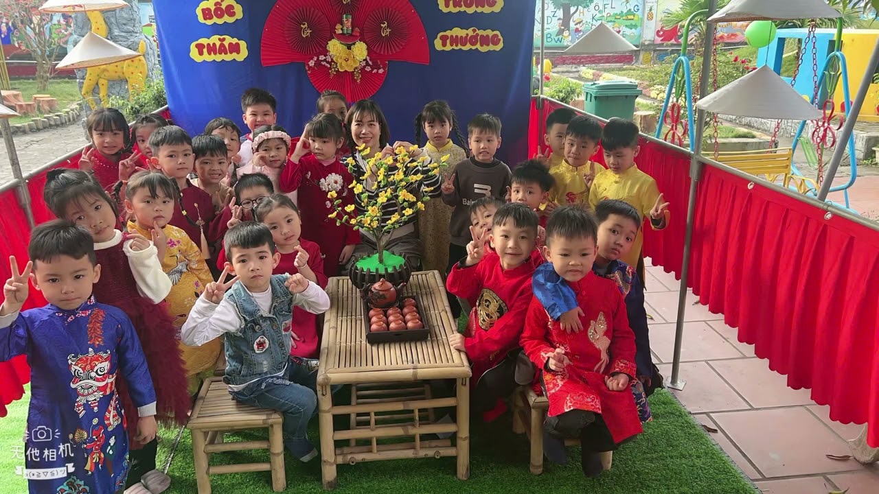 Chợ xuân của cò