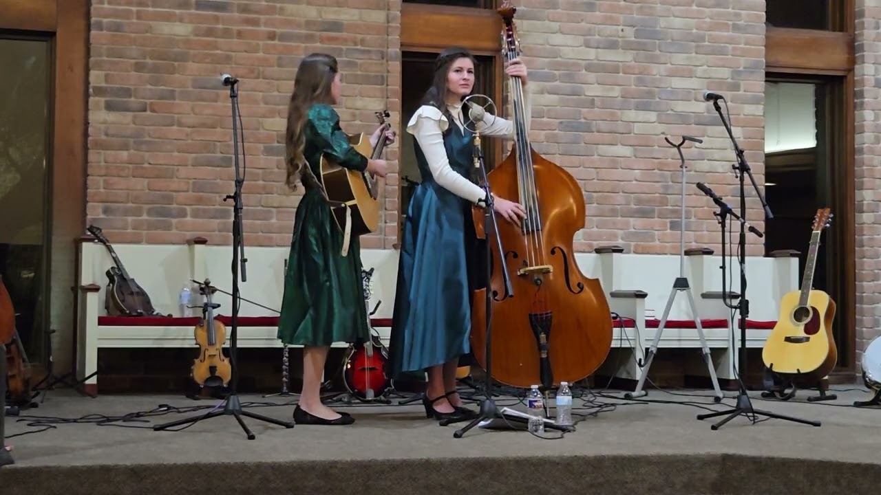 Sleepy Town of Bethlehem by Troy Engle||Grace & Elizabeth Williamson