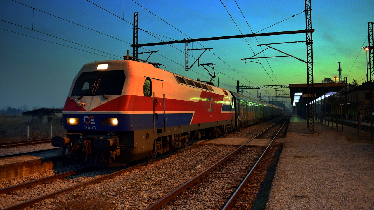 PLATI : The Railway Triangle..... A 'Fontana di Treni' in Greece - [262]