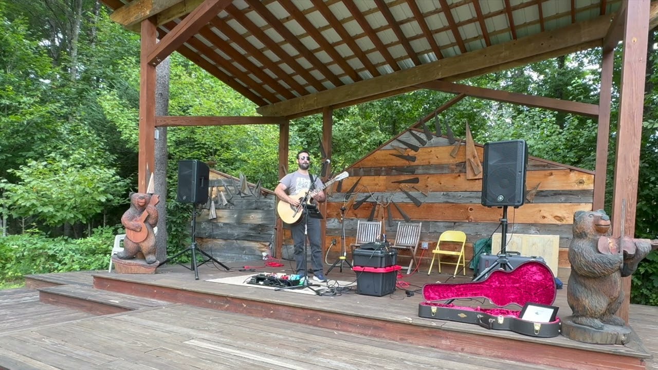 Sweet Child O' Mine - Guns N' Roses (Cover) - Sean Lippin - Beck's Tavern - North Creek, NY
