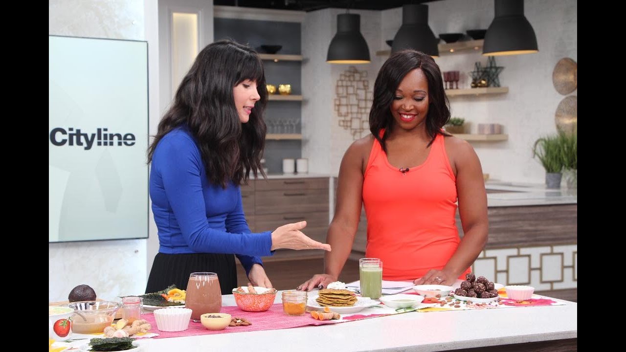 5 of the hottest superfoods creating buzz with foodies right now