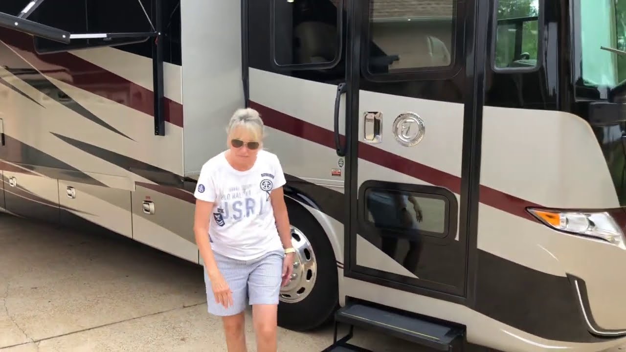 2018 TIFFIN ALLEGRO 37 PA RED 360 HP CUMMINS CLASS A MOTOR HOME FOR SALE REVIEW INFO USED SPECS