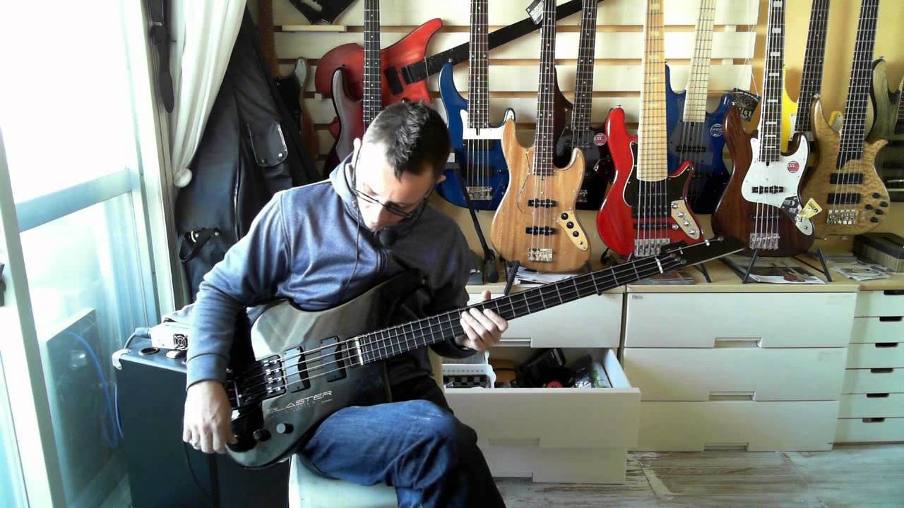 Kubicki Blaster Fretless MIJ Circa 1993