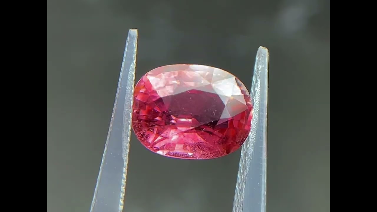5.17 carats Raspberry Natural Pinkish Red Tourmaline #Sarattigems #Sarattigemstones #Saratti