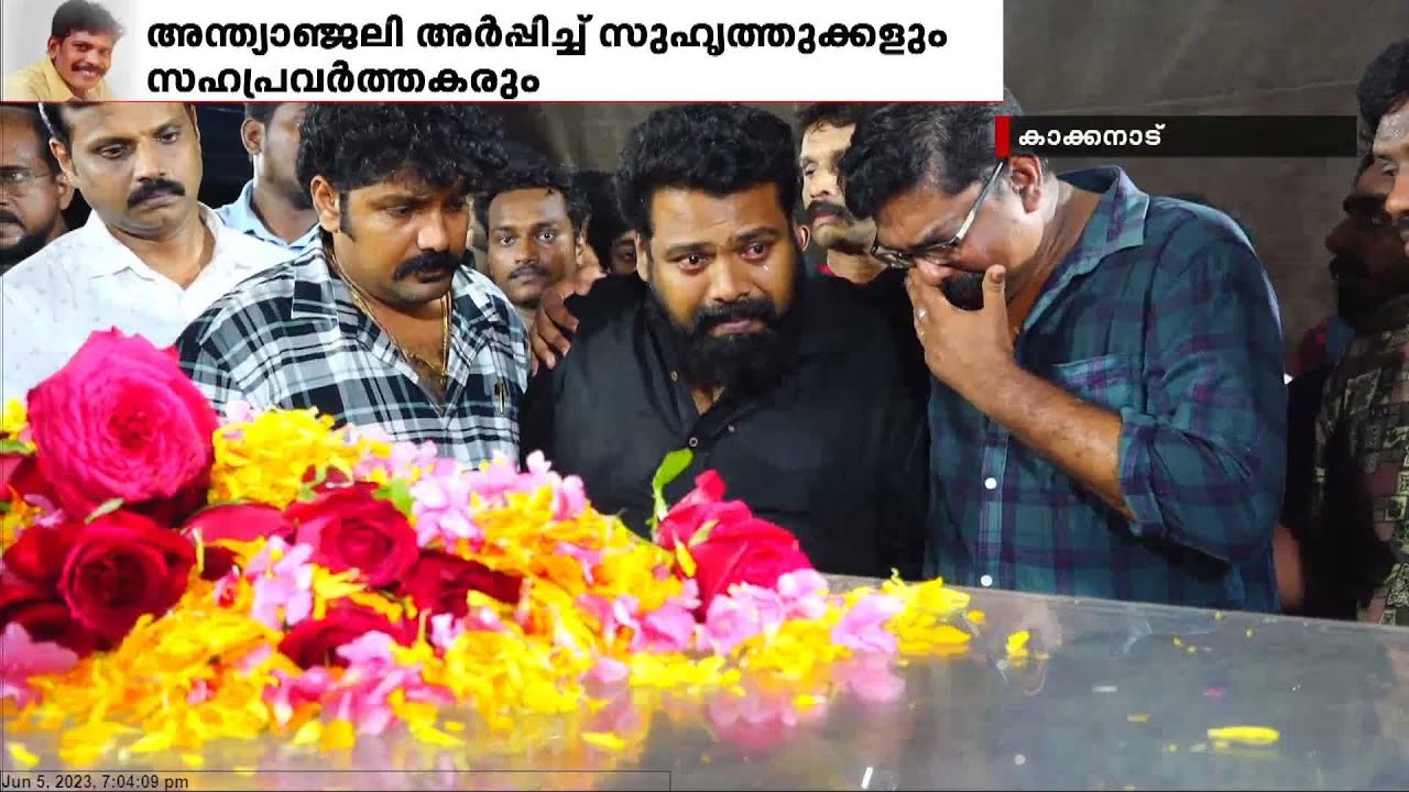 'വിങ്ങിക്കരഞ്ഞ് നോബി' ആശ്വസിപ്പിക്കാൻ കഴിയാതെ സഹപ്രവർത്തകർ; നോവായി സുധി | Kollam Sudhi