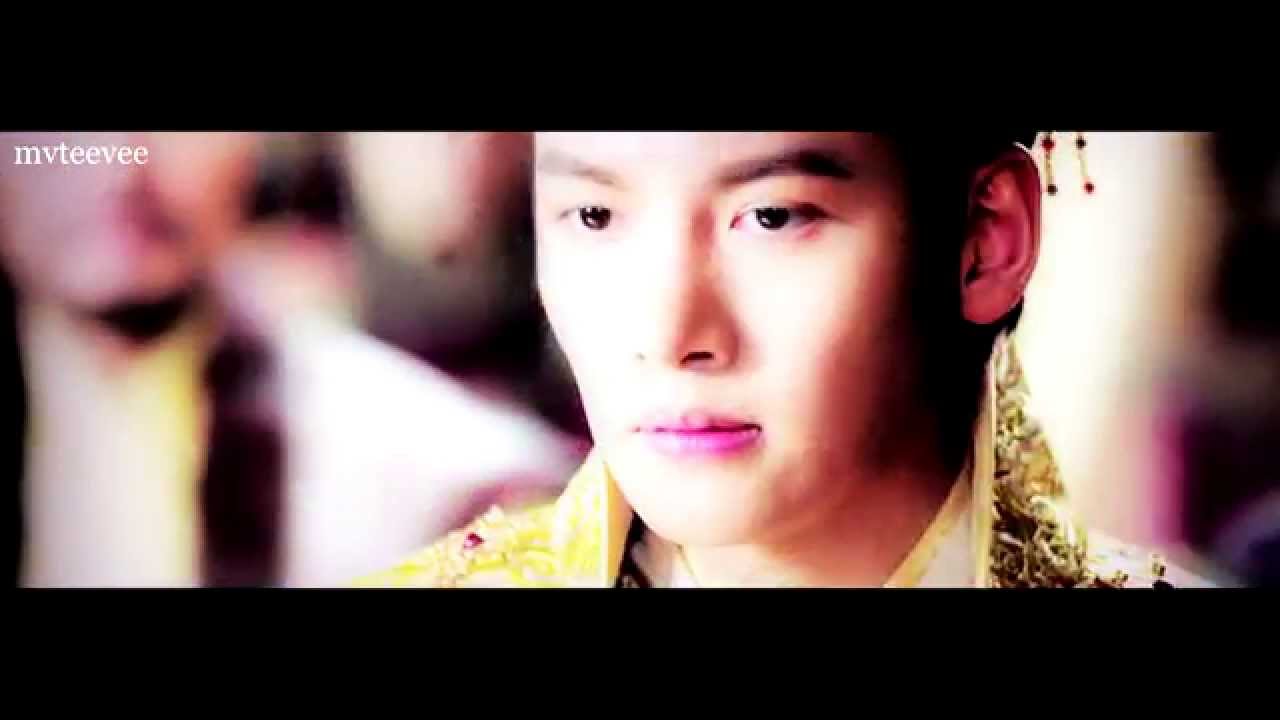 Queen ♛ Silver Lining MV