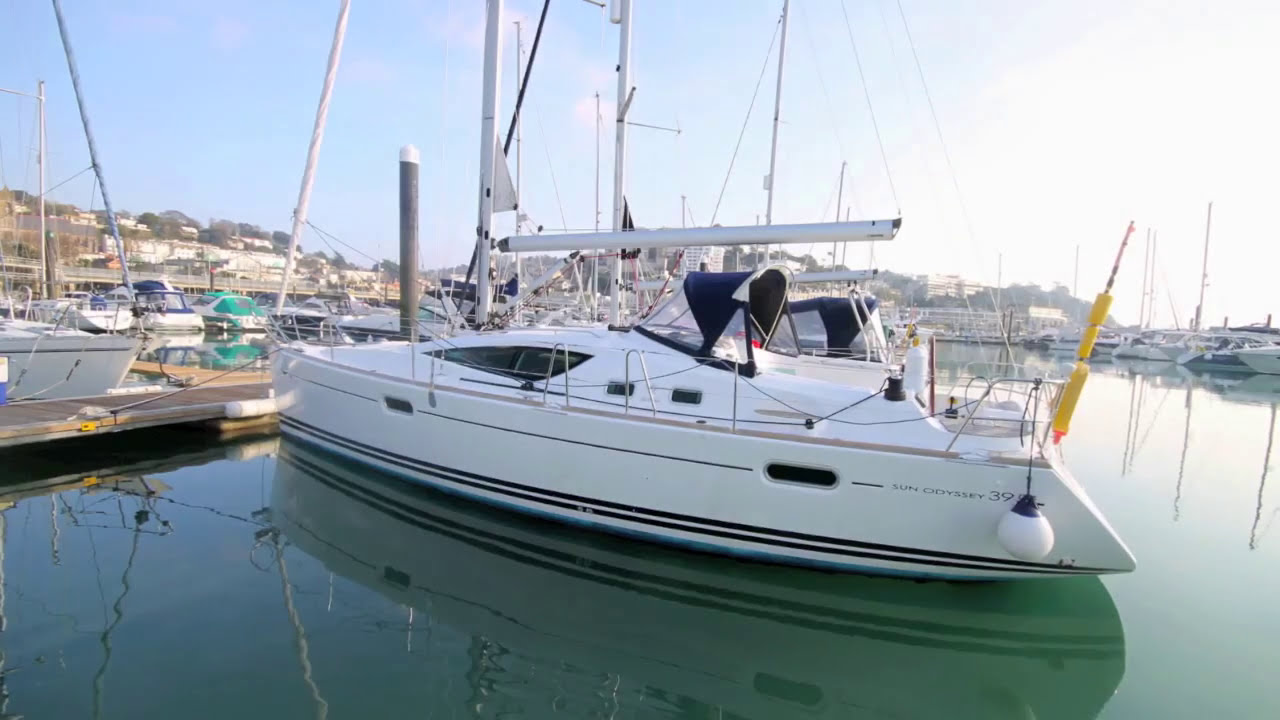 One Marine | Jeanneau 39 DS FOR SALE