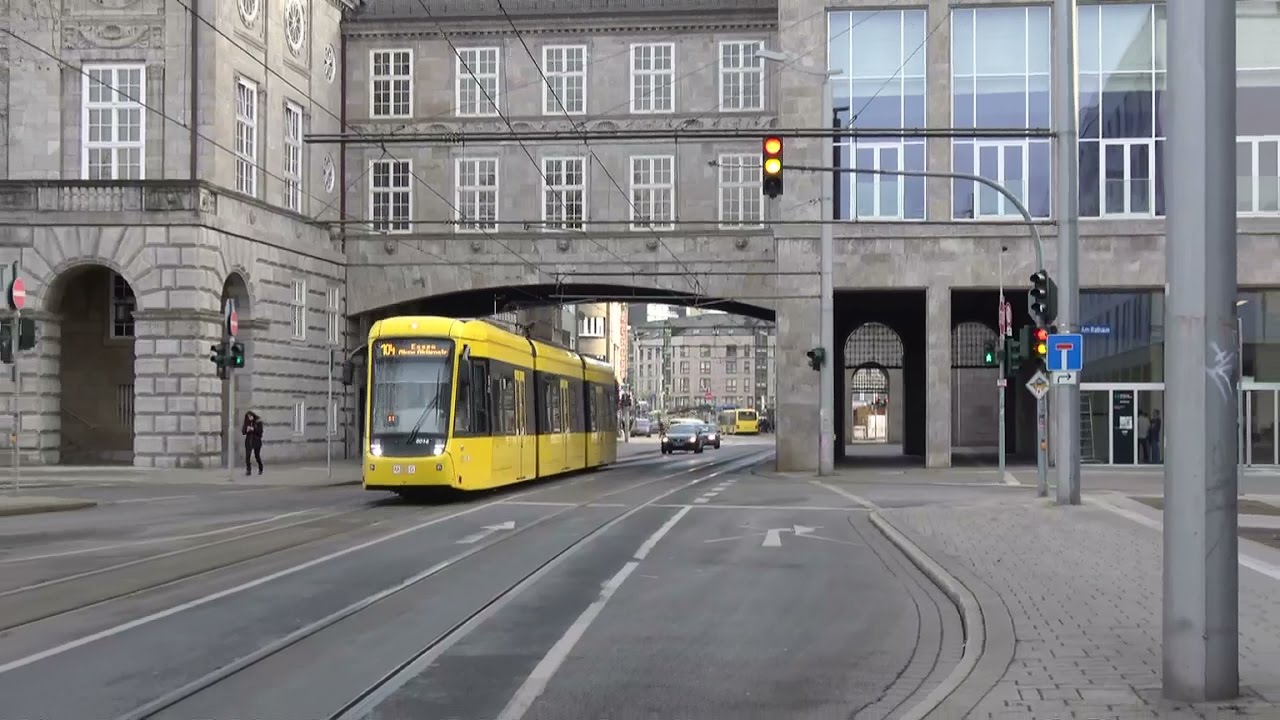 MVG Bombardier Flexity M8D-NF2 tram | Straßenbahn Mülheim an der Ruhr | 27 januari 2017