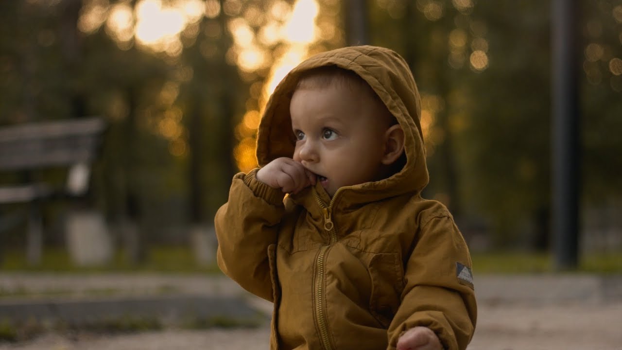 A day in the park | CANON EOS M Magic Lantern RAW | Short Film