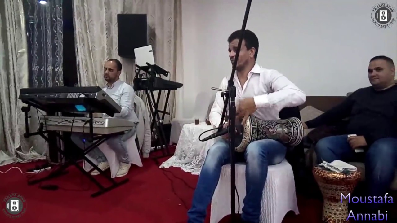 Moustafa Laannabi  ( Derbouka ) & Soufiane  ( synthetiseur ) Percussion Des Grand Artistes