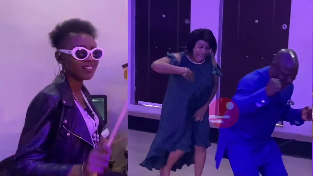 This AFRICAN PRAISE will get you dancing; even the drummer couldn’t stay still! 😂🔥