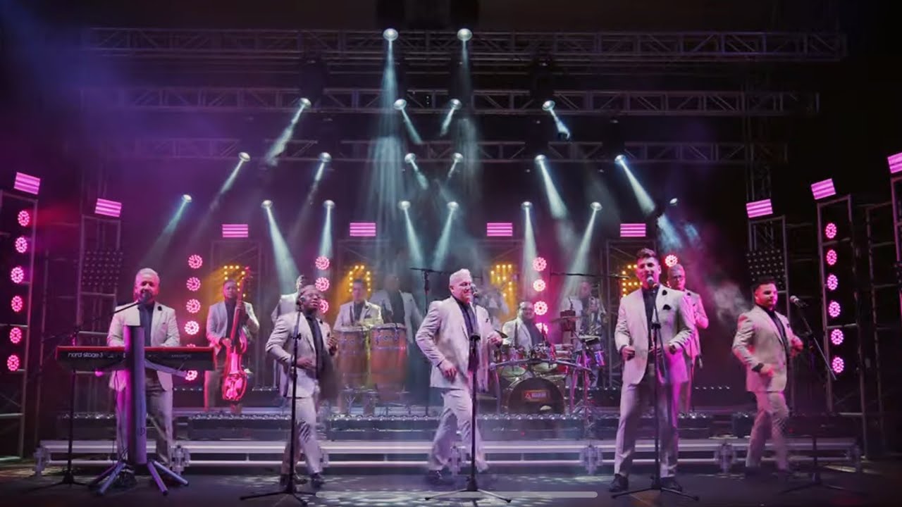 BACHATA ROSA (VERSIÓN CUMBIA) - AGUILAR Y SU ORQUESTA VOL.18