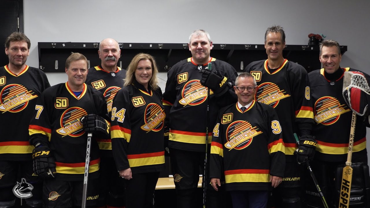 Gino Odjick and Canucks 1990s Alumni Honoured (Jan. 04, 2020)