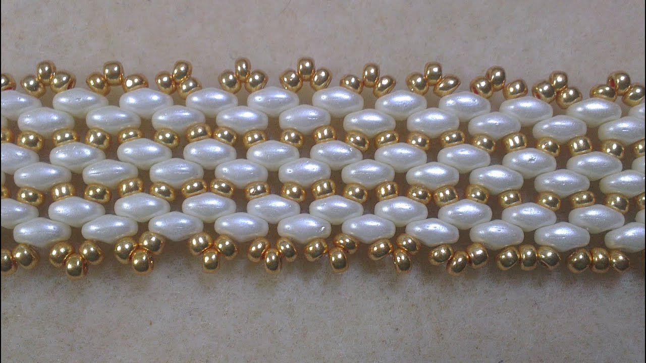 IVORY BRACELET WHITH SUPER DUO
