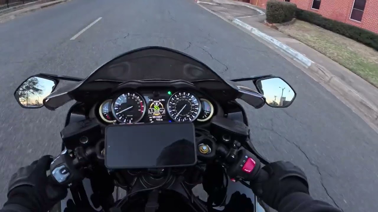 Busa Cruise