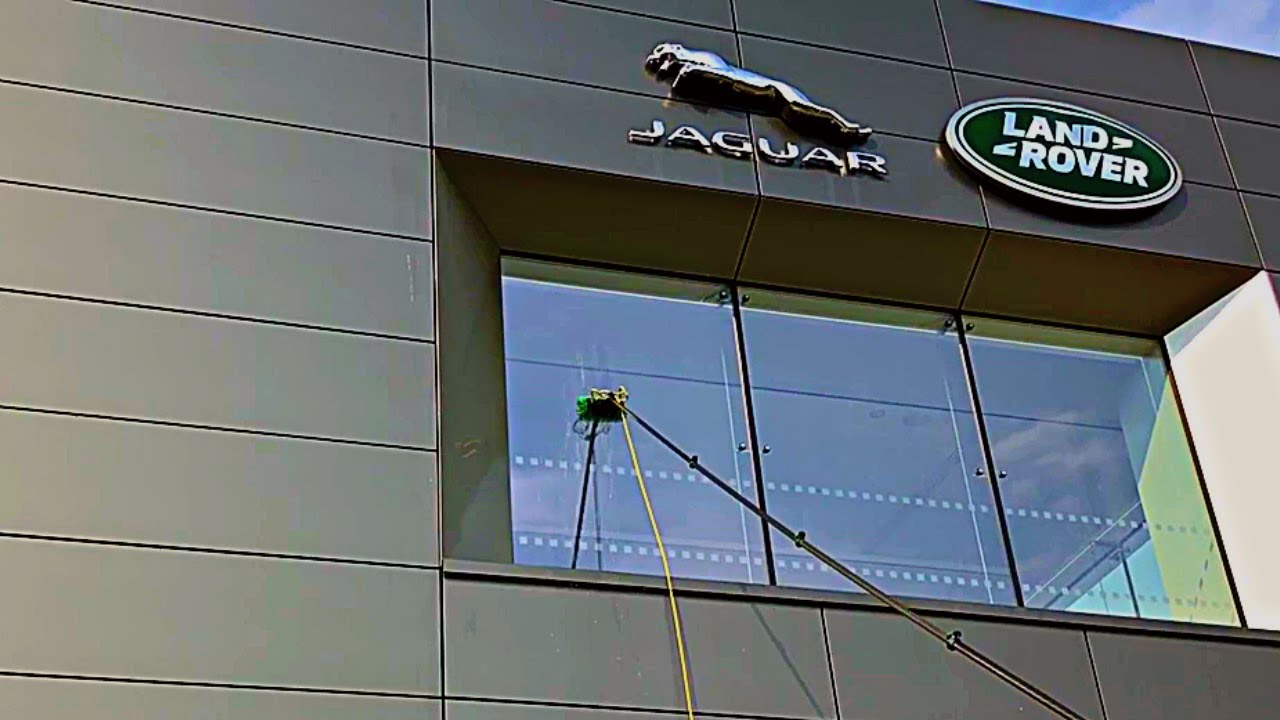 Система деминерализованной воды для мытья окон и фасадов: как это работает?