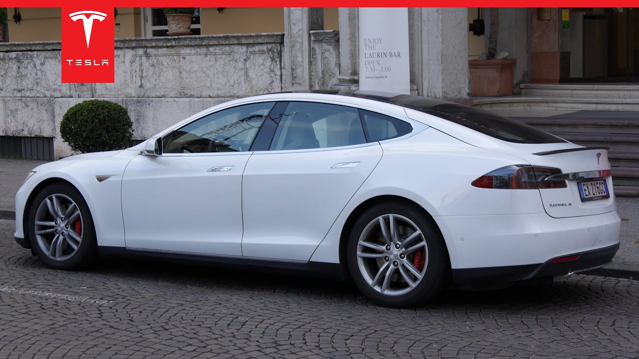 Test Drive - Tesla Model S P85+ - Bolzano Italy