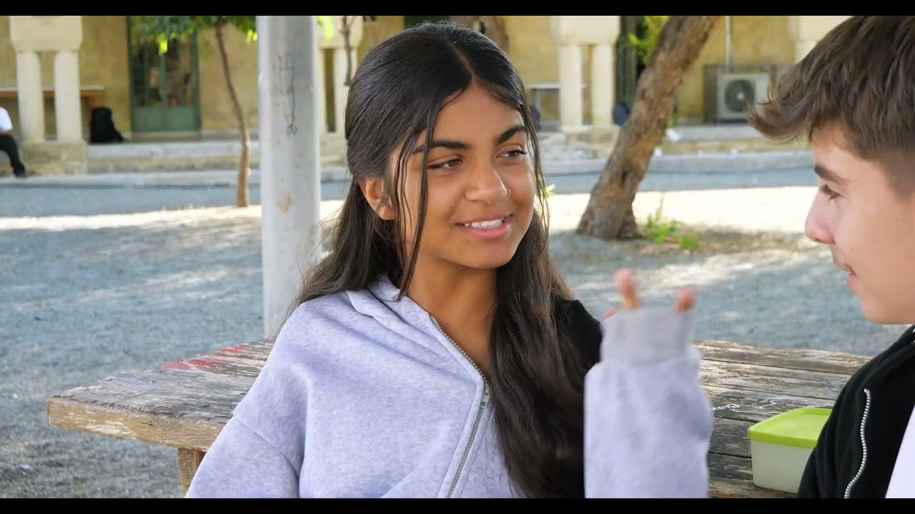 Γυμνάσιο Ακροπόλεως: EiE - Βία στις εφηβικές σχέσεις