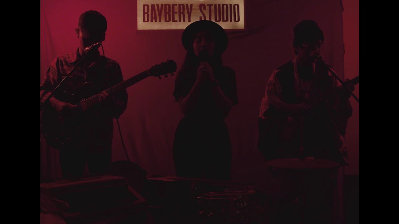 Flowerpot - Moonlight Melody ( Live @ the Baybery Studio )