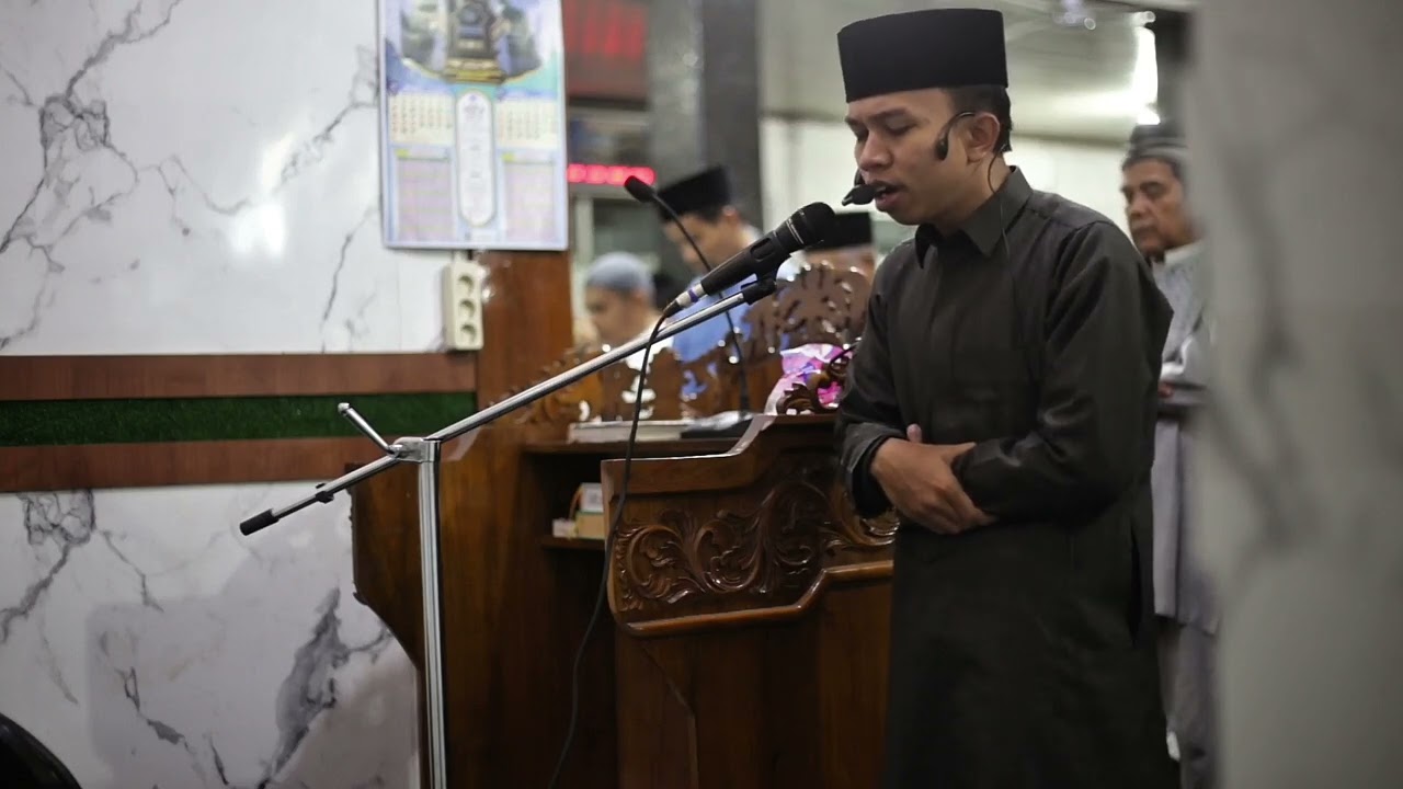 Imam Sholat Tarawih | Surah Al-Mulk