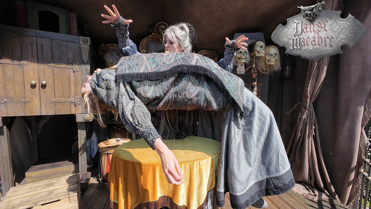 Dr. Charlatans Cabaret Macabre Zweeftruc Efteling Danse Macabre Parkshow 4K #efteling