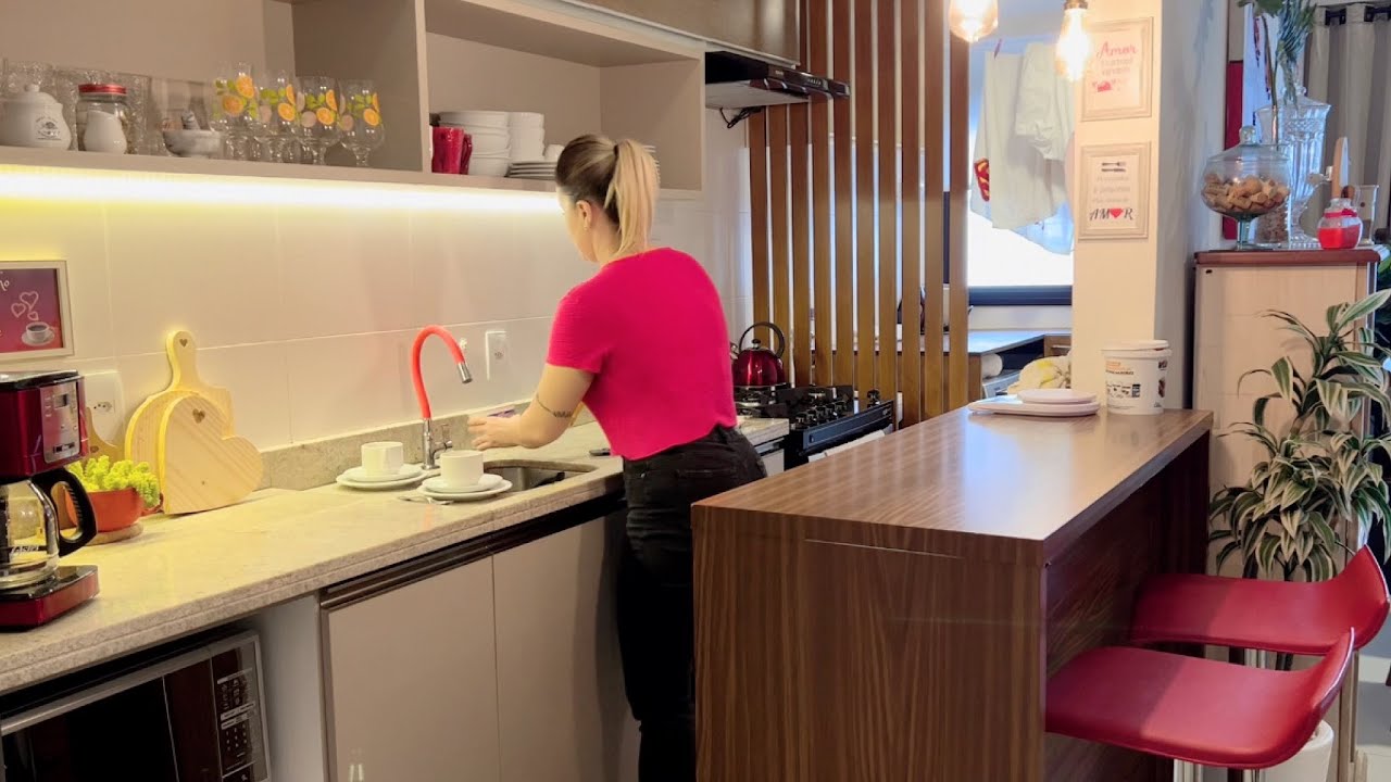 DONA DE CASA COM DEPRESSÃO | Como Limpar Sua Casa Quando Você Está Deprimida  | Vida de Ale
