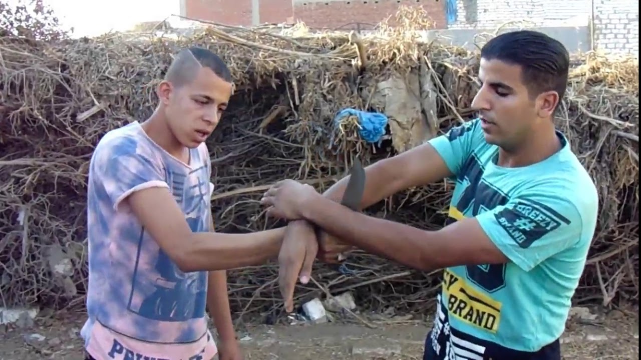 الطريقه الصحيحه للدفاع عن النفس ضد أي سلاح أبيض