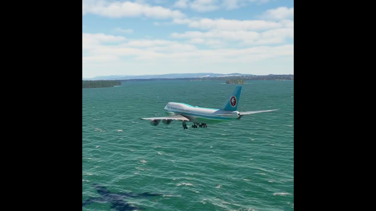 Airplane Emergency Landing at Airport Eps 607