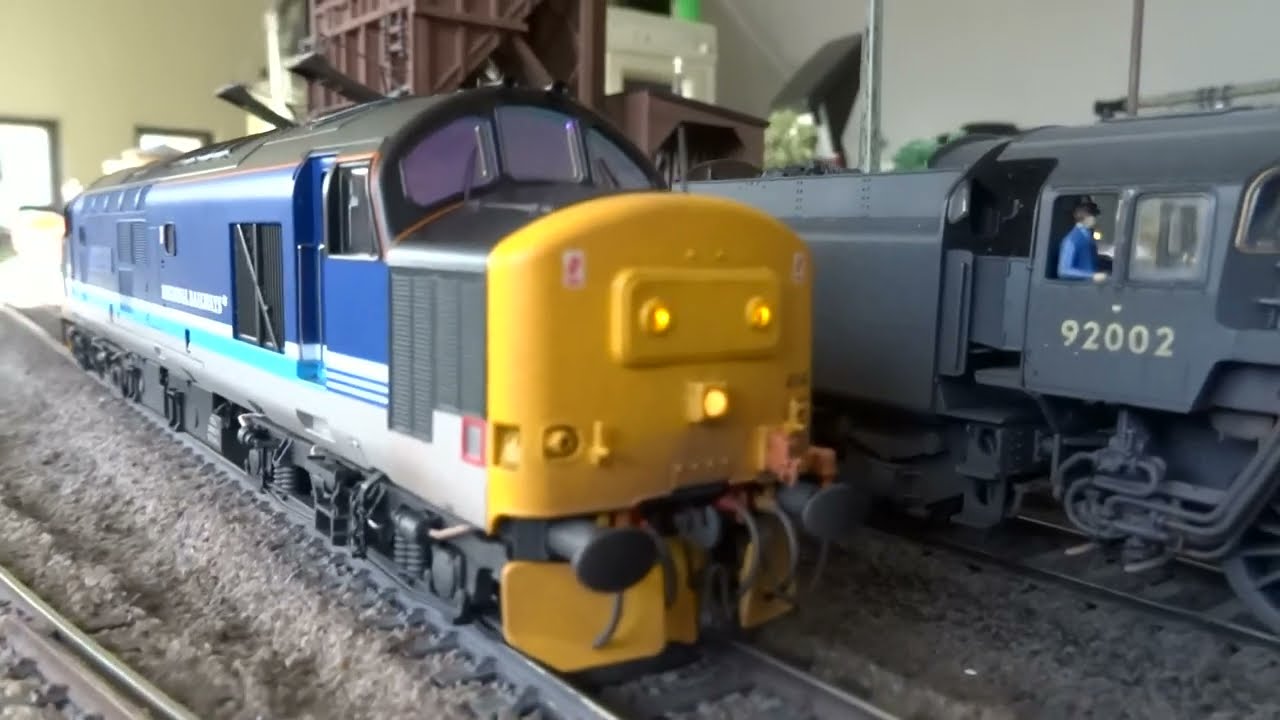 Bachmann Class 37 dcc sound, Regional Railways