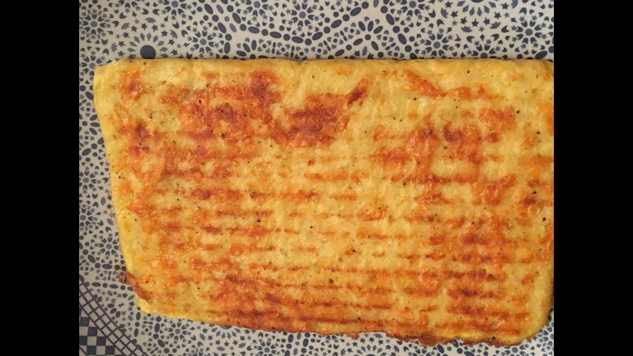 فطيرة عجيبة في آلة البانيني ب3 مكونات مذاق رائع