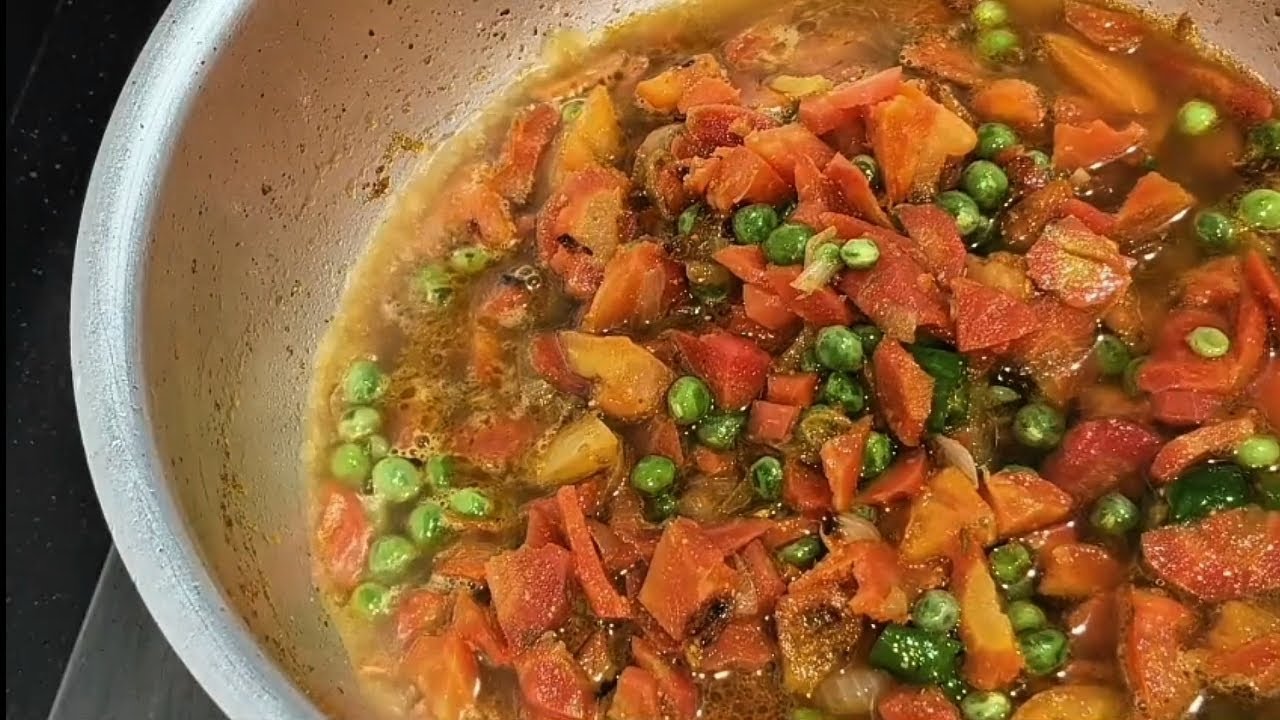 Sehri Special Aloo Matar Gajar Bhujia | Easy Ramadan Recipe
