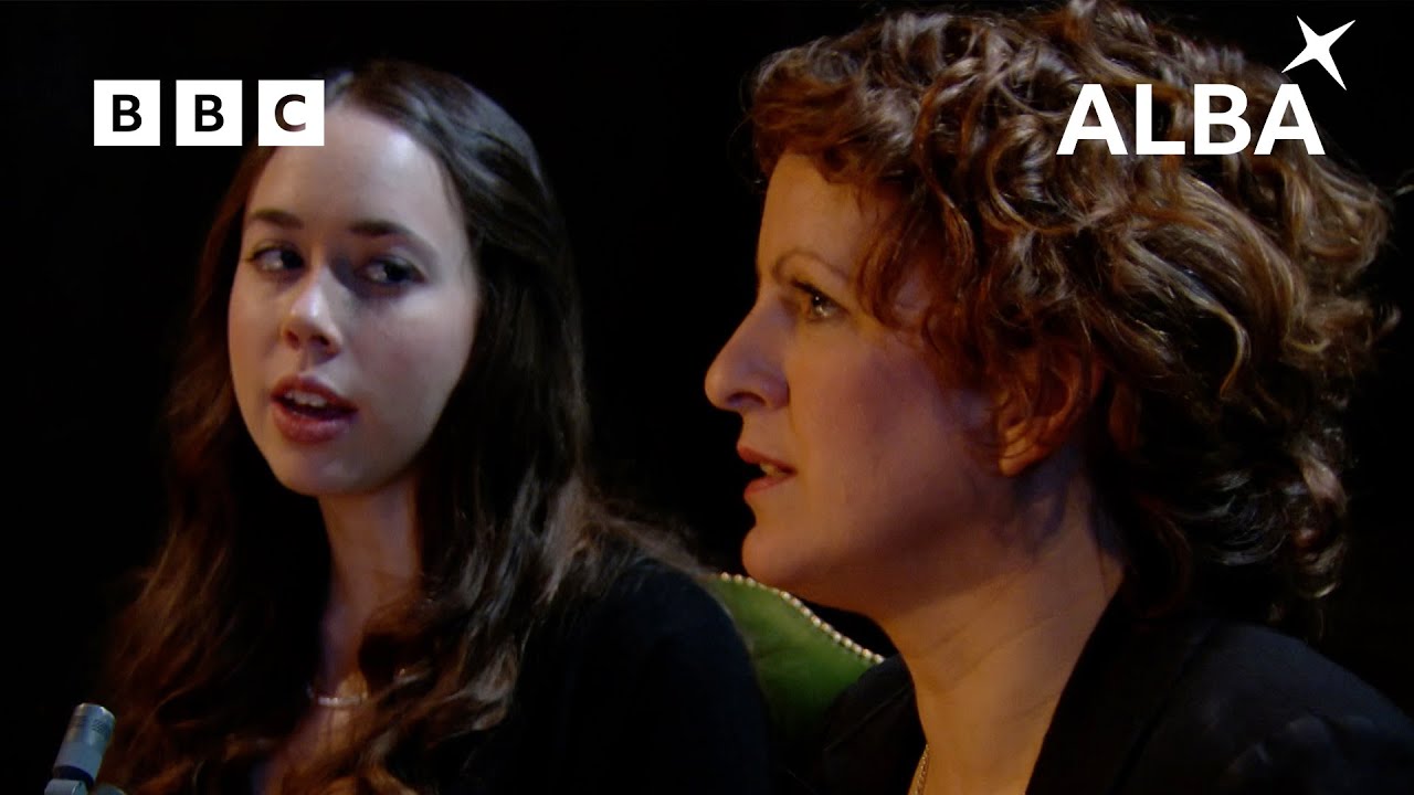 Kathleen NicAonghais & Sarah Jarosz | Gur Milis Mòrag | Transatlantic Sessions | BBC ALBA