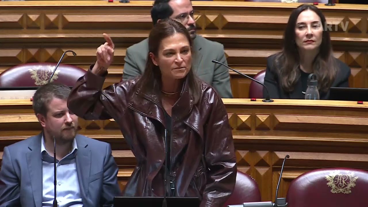 20-03-2026 – Resposta à defesa da honra da bancada do PSD | Isabel Moreira