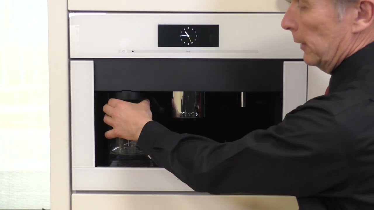 Becoming familiar with your Miele built-in coffee machine