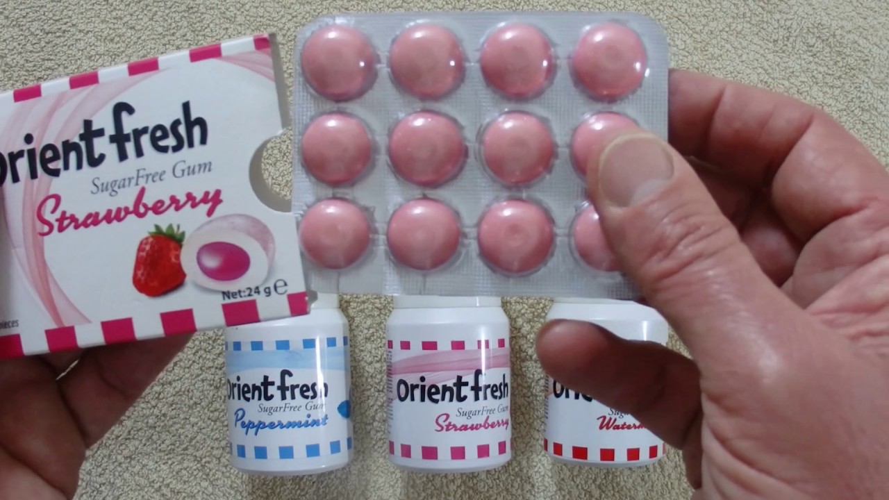 ASMR - Turkish Chewing Gum - Australian Accent - Chewing Gum & Describing Gum in a Quiet Whisper