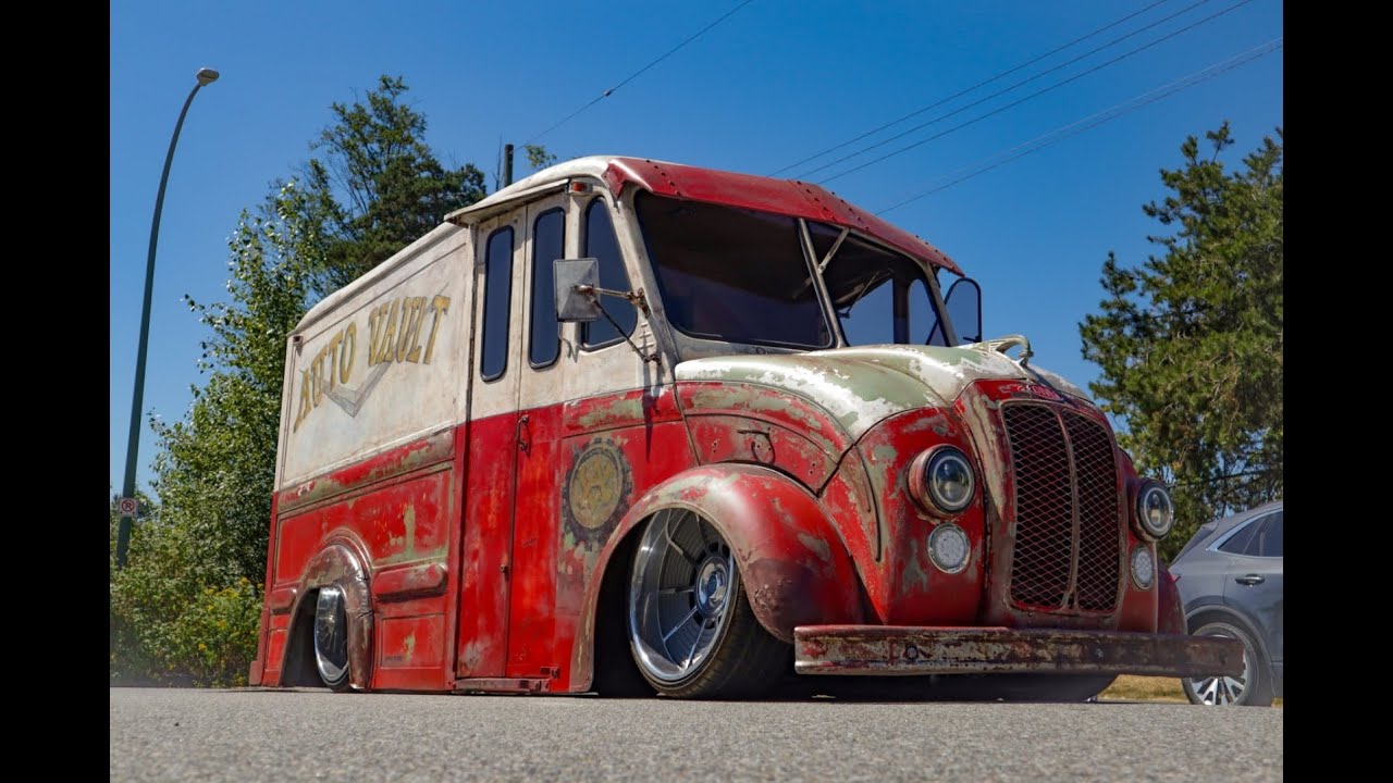 Divlo milk truck built on Bush Wreck Rescue