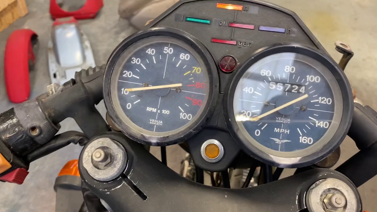 Moto Guzzi Le Mans barn find part 2