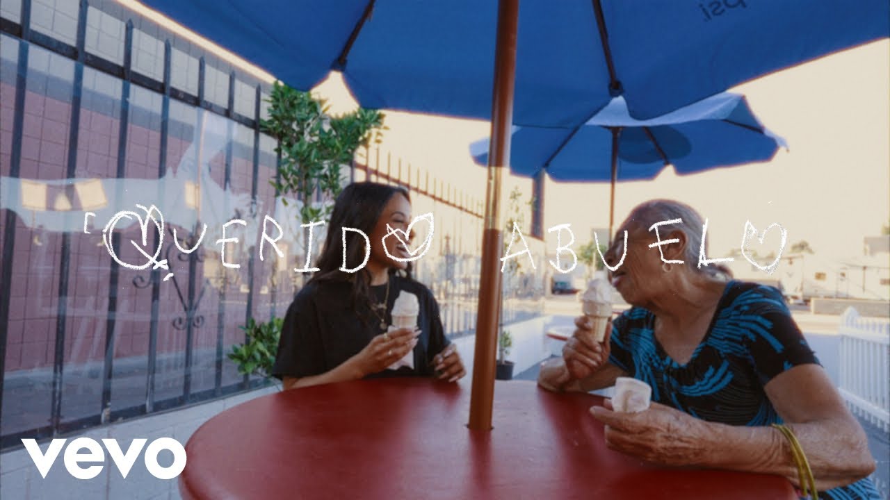 Becky G - QUERIDO ABUELO (Lyric Video)