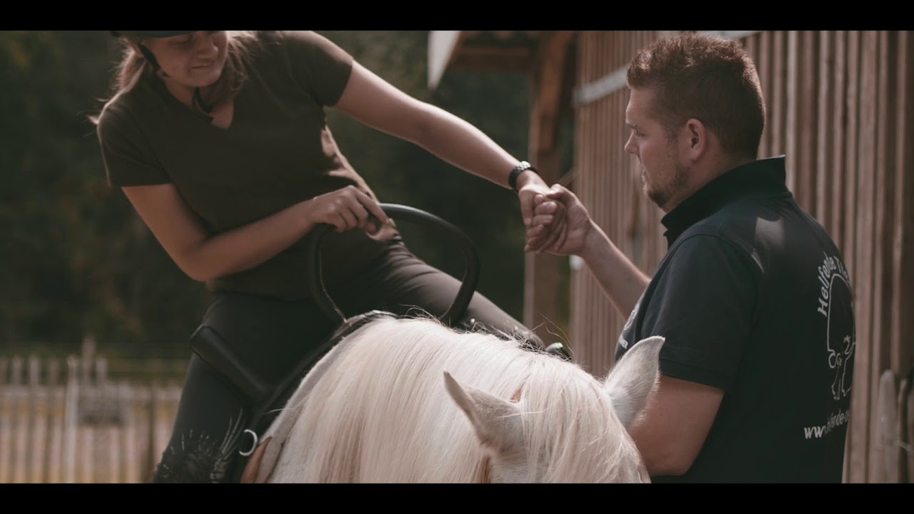 Der Helfende Tiere-Film - Einblicke in die Reittherapie und die tiergestützte Therapie & Pädagogik