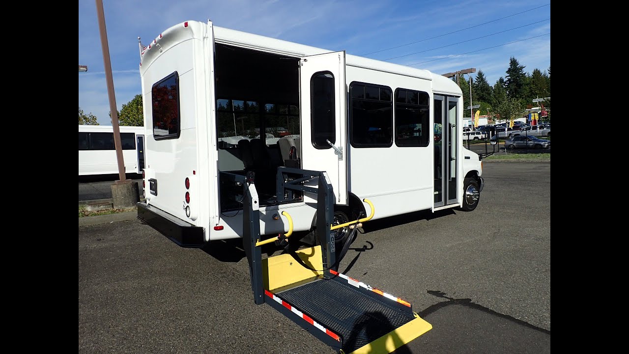 Northwest Bus Sales Used 2006 Ford Starcraft Allstar 15 Passenger ADA Shuttle Bus - S89178